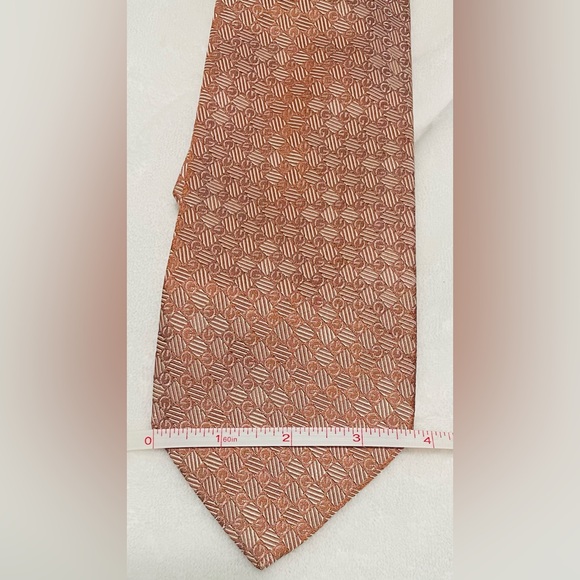 Authentic Gucci silk tie. - Picture 7 of 7